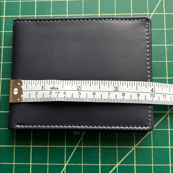 Navy / Grey Leather RFID Wallet - Picture 4 of 10